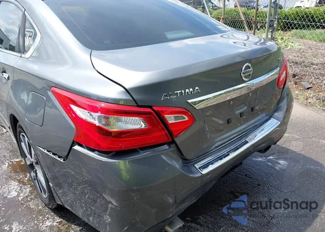 2016 Nissan Altima 2.5 Sv из США, поврежденный, VIN 1N4AL3AP8GC239285